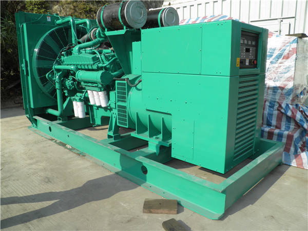 奈曼发电车出租-柴油发电机组在使用的过程中应该做好哪些防护工作