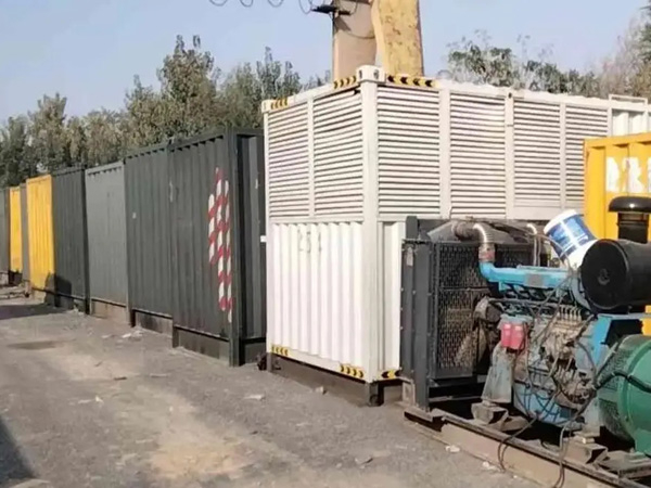 奈曼200KW柴油发电机机组每小时油耗是多少？